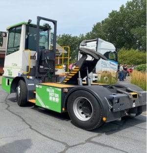 Electric yard truck