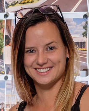 Stefany Holland